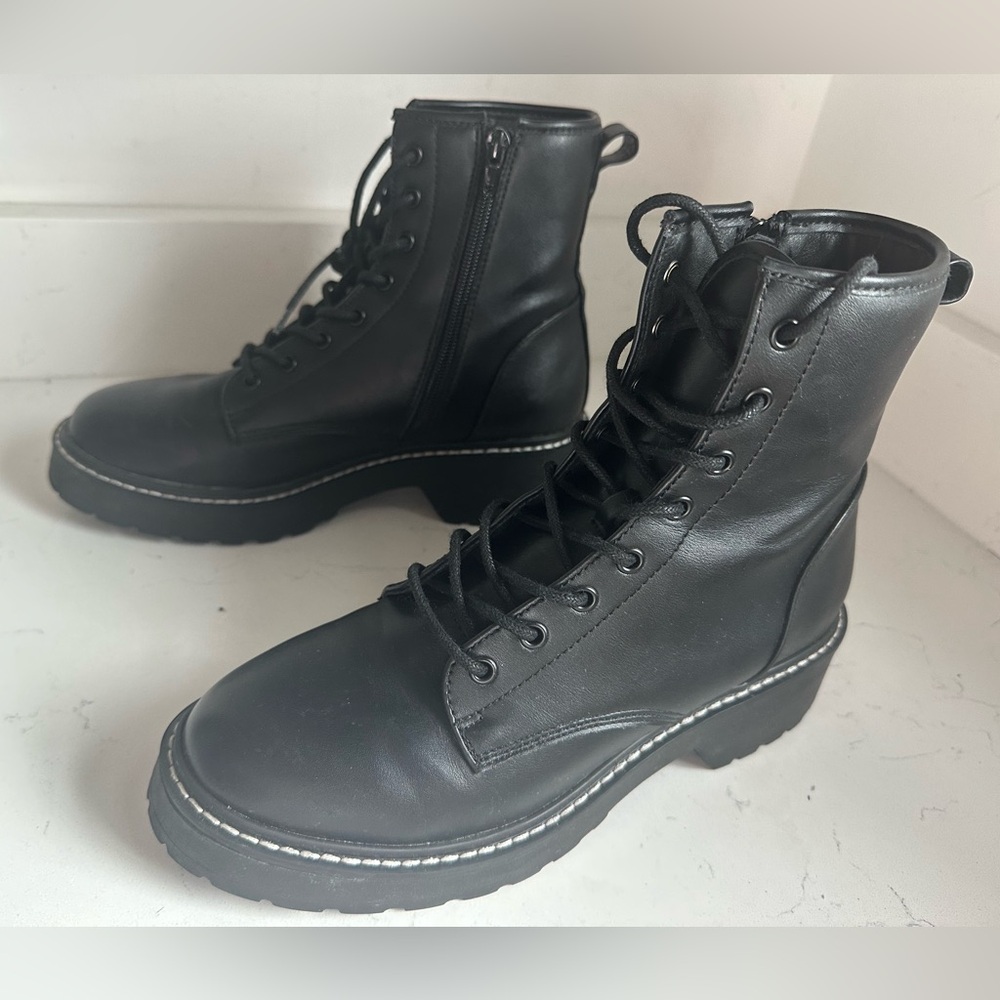 Madden Girl‎ Stantton Chunky Block Heel Black Hiking women's boots size 8.5